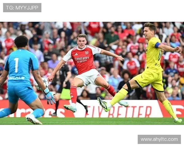 足球明星克雷斯的辉煌历程与对足球的热爱之旅