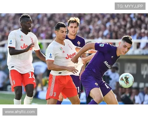 广州足球队强势领跑大满贯积分榜以97分稳居第一 广州足球队强势领跑大满贯积分榜以97分稳居第一